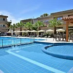 Hotel Marathon