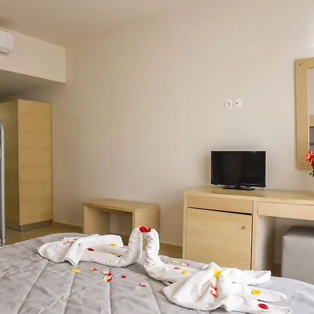 Hotel Marathon