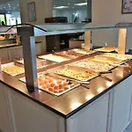 Отель Marathon 4*